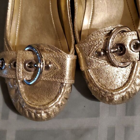 BCBG Generation  flat shoe  gold 6 - Picture 4 of 7